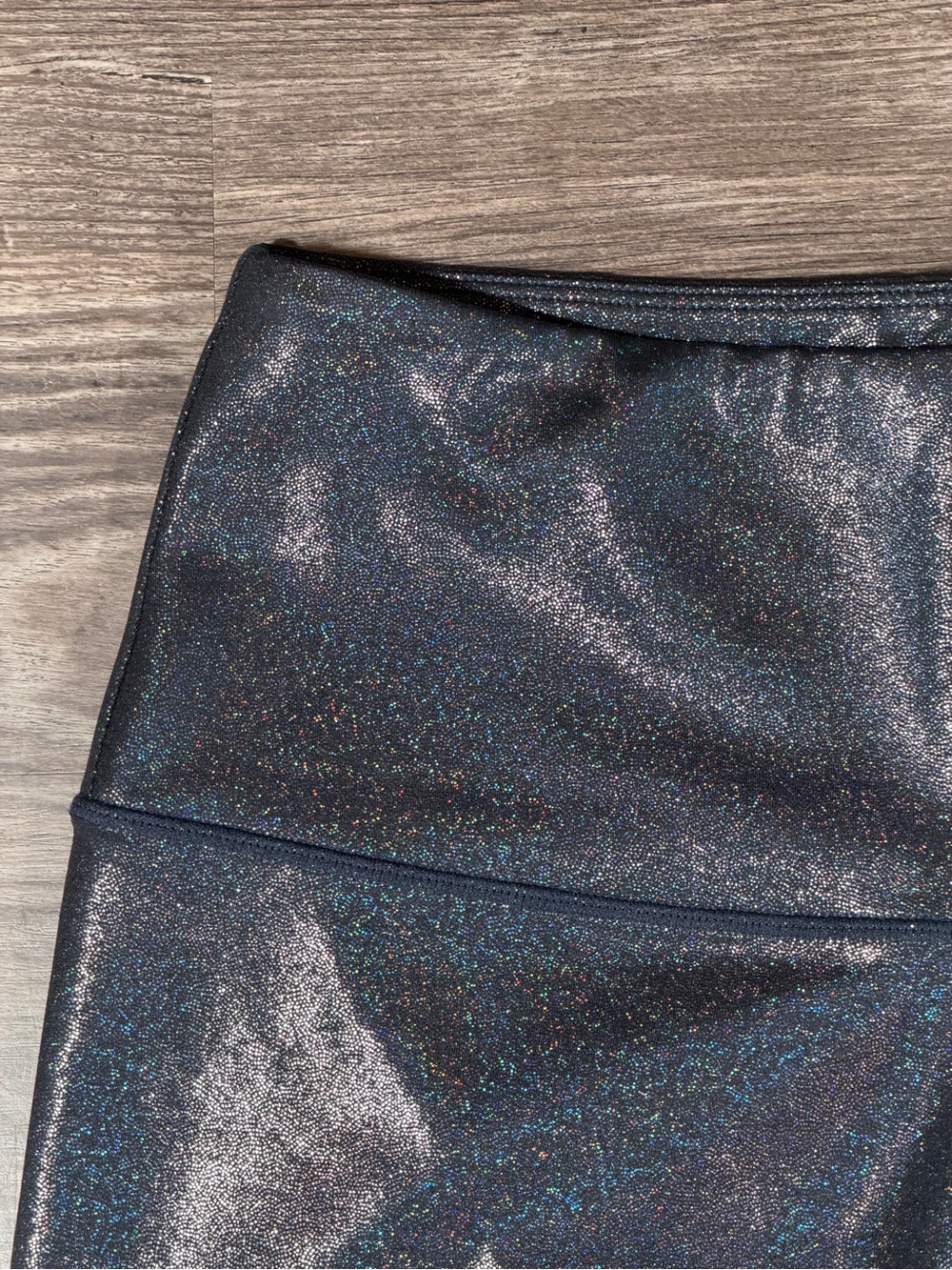 LOVE HER Black Pearl Metallic Shimmer Holographic 7/8 High Waist Legging M - Picture 3 of 12